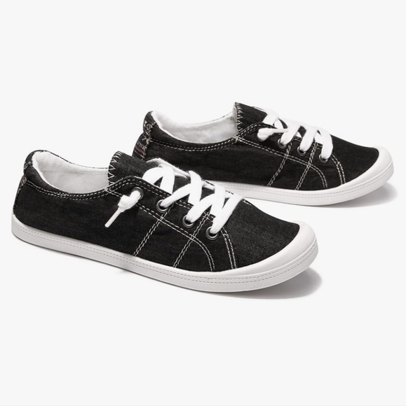 NWOT Forever Link Comfort-01 Slip-On Black Canvas Sneakers Size 5 - Picture 1 of 8